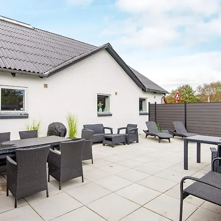 Сasa de vacaciones 4 Star In Henne *