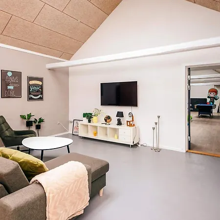 Сasa de vacaciones 4 Star In Henne Henne Strand