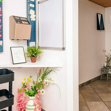 4 Star In Henne Сasa de vacaciones