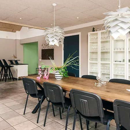 Сasa de vacaciones 4 Star In Henne Henne Strand