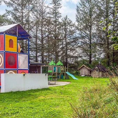 Сasa de vacaciones 4 Star In Henne